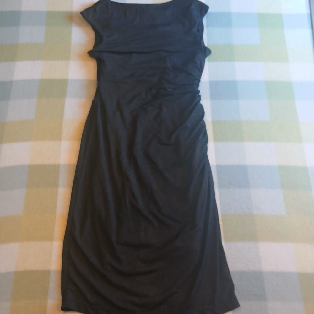 Robbie Bee Dress Women’s Sz M Black Glittery Gold Liquid Flowy Sleeveless Lined - Picture 2 of 8